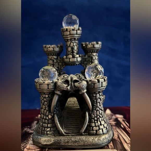 Myth And Magic Tudor Mint The Dragon Gateway Pewter Statue w/Box - Picture 1 of 8